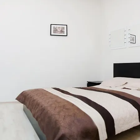 Leo Obchodna - Delux Appartement *