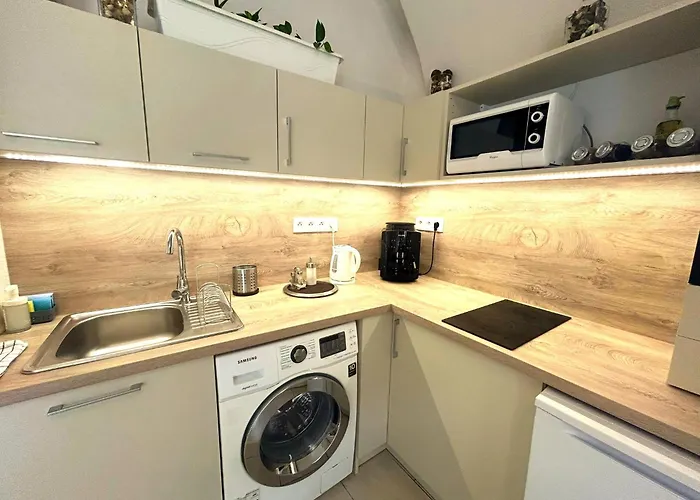 Leo Obchodna - Delux Apartman Pozsony