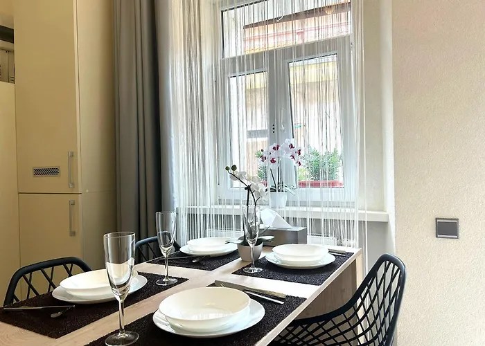 Leo Obchodna - Delux Apartman