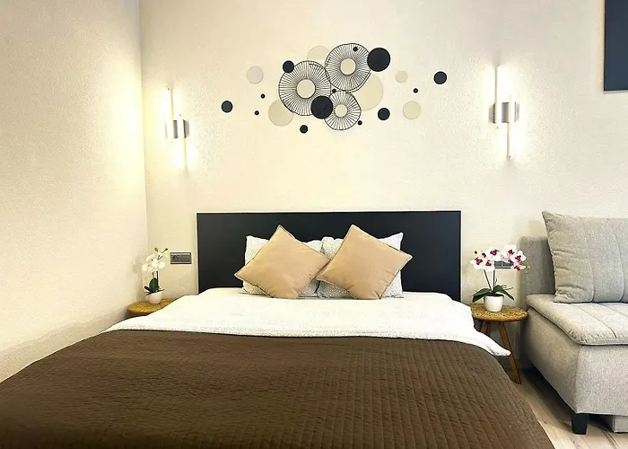 Leo Obchodna - Delux Apartman